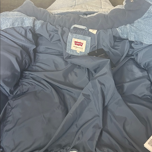 Levi's women denim Hooded Puffer Jacket - Picture 8 of 11